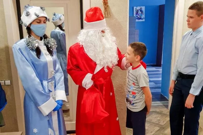 Семье Комаровых из Тимашевска.