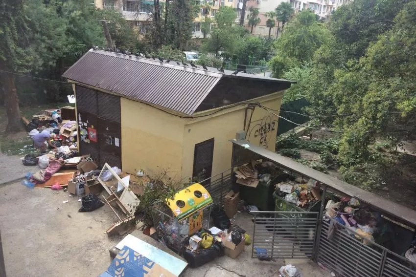 Свалка в Адлере Свалка в Адлере