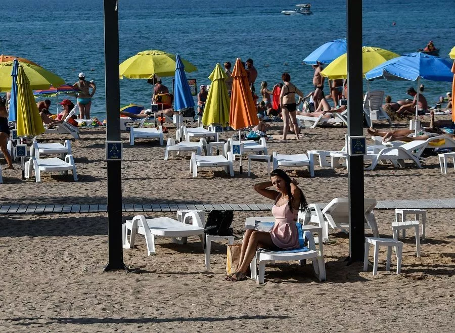 Сегодня курорты Краснодарского края ориентируются на круглогодичную работу. Это касается и пляжей. Сегодня курорты Краснодарского края ориентируются на круглогодичную работу. Это касается и пляжей.