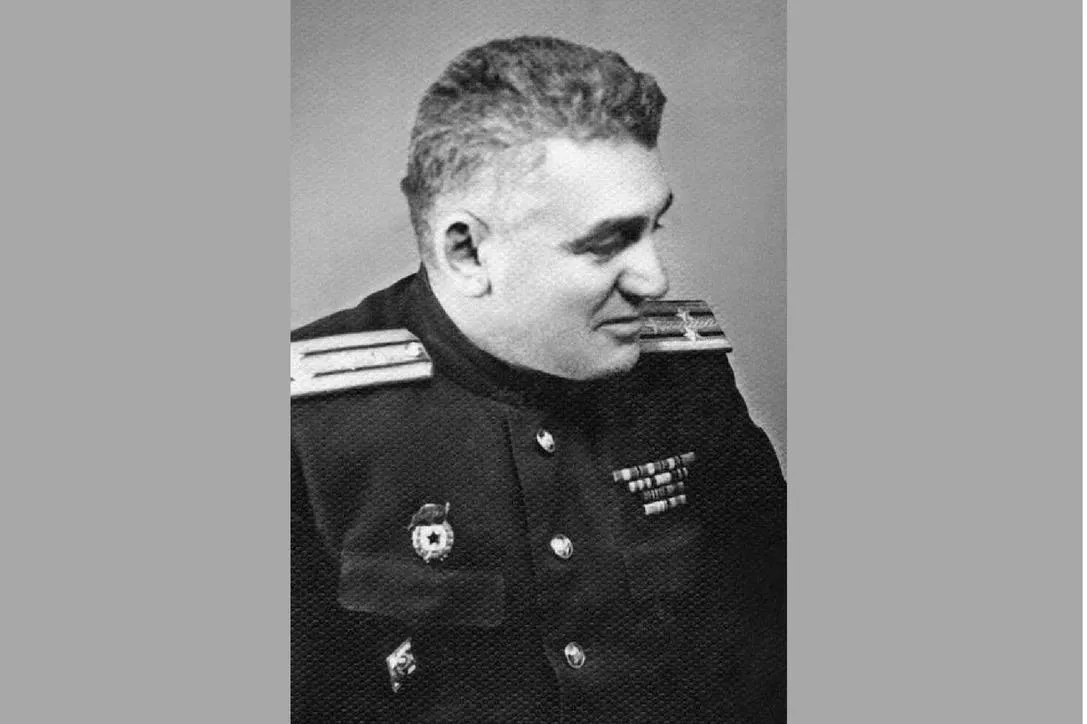 Командир 151-й стрелковой дивизии, которая освободила Крыловский район, полковник Андроник Саркисович Саркисян – боевой командир, участвовал в Великой Отечественной войне с первых дней, за проявленный героизм в боях под Москвой был награжден первым орденом Красного Знамени. 