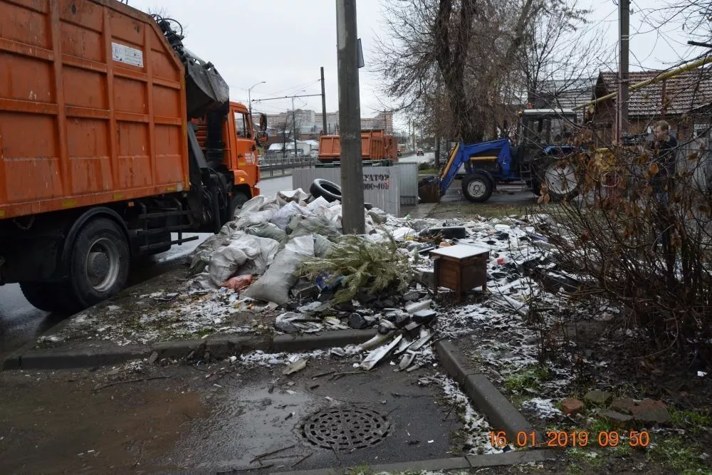 Фотоотчет мэрии об уборке мусора на ул. Краснодара