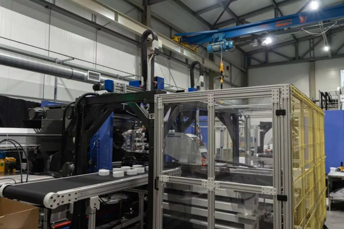 Эксперты Регионального центра компетенций в рамках федерального проекта «Производительность труда» помогают производителю полимерных пленок отстроить производственные процессы.