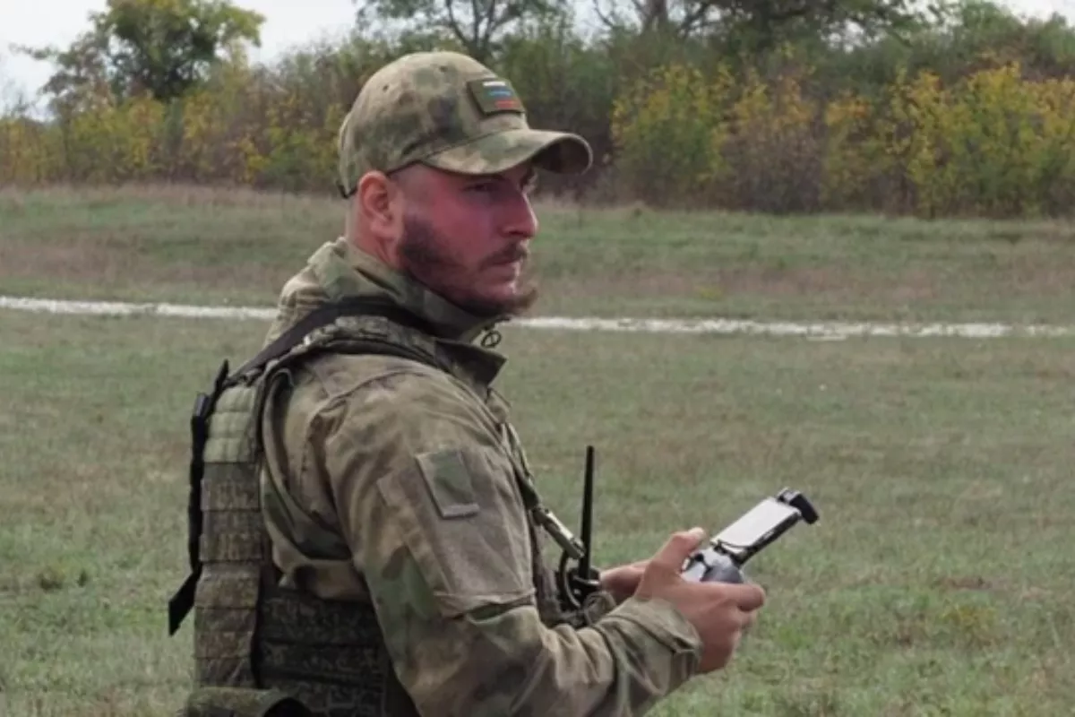 Александр пережил немало ситуаций, когда от него требовались не только профессиональные навыки оператора БПЛА, но и умение держать себя в руках, не впадать в панику. 