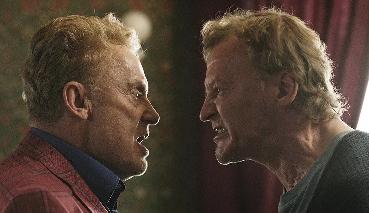 В фильме «Ван Гоги»