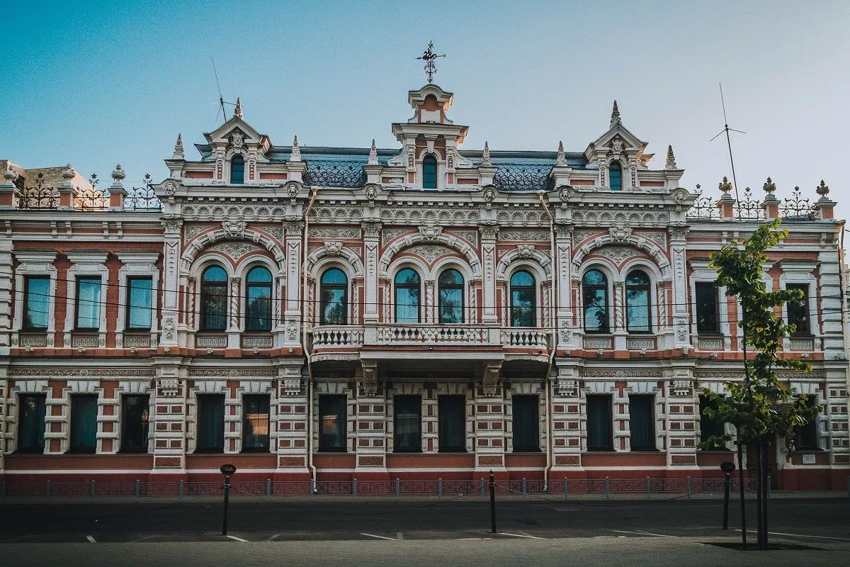 Знаменитый дом братьев Богарсуковых на улице Гимназической тоже имеет статус объекта культурного наследия регионального значения.