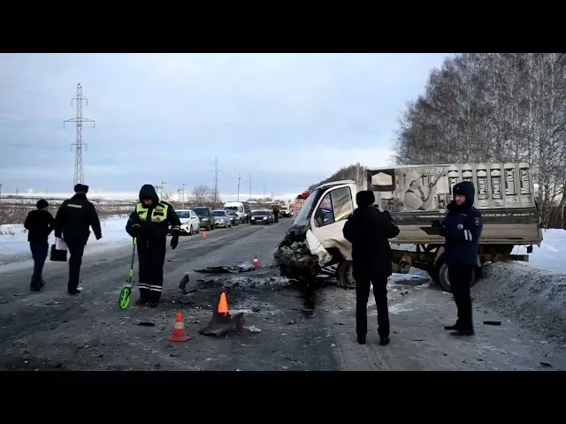 В Свердловской области выясняются обстоятельства ДТП, в котором четверо погибли, ещё двое пострадали