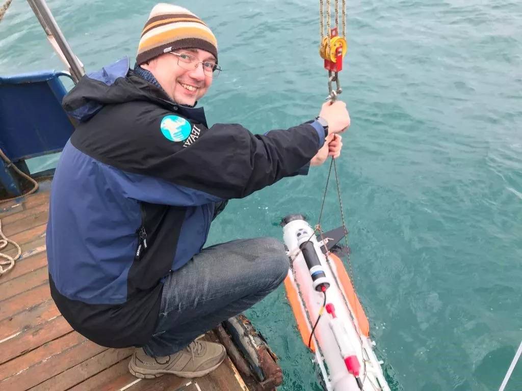 Ученые ведут круглогодичный мониторинг ключевых параметров черноморской экосистемы.