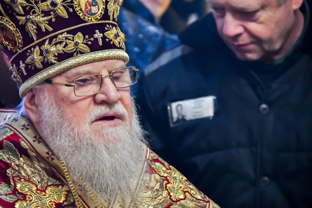 Митрополит в колонии