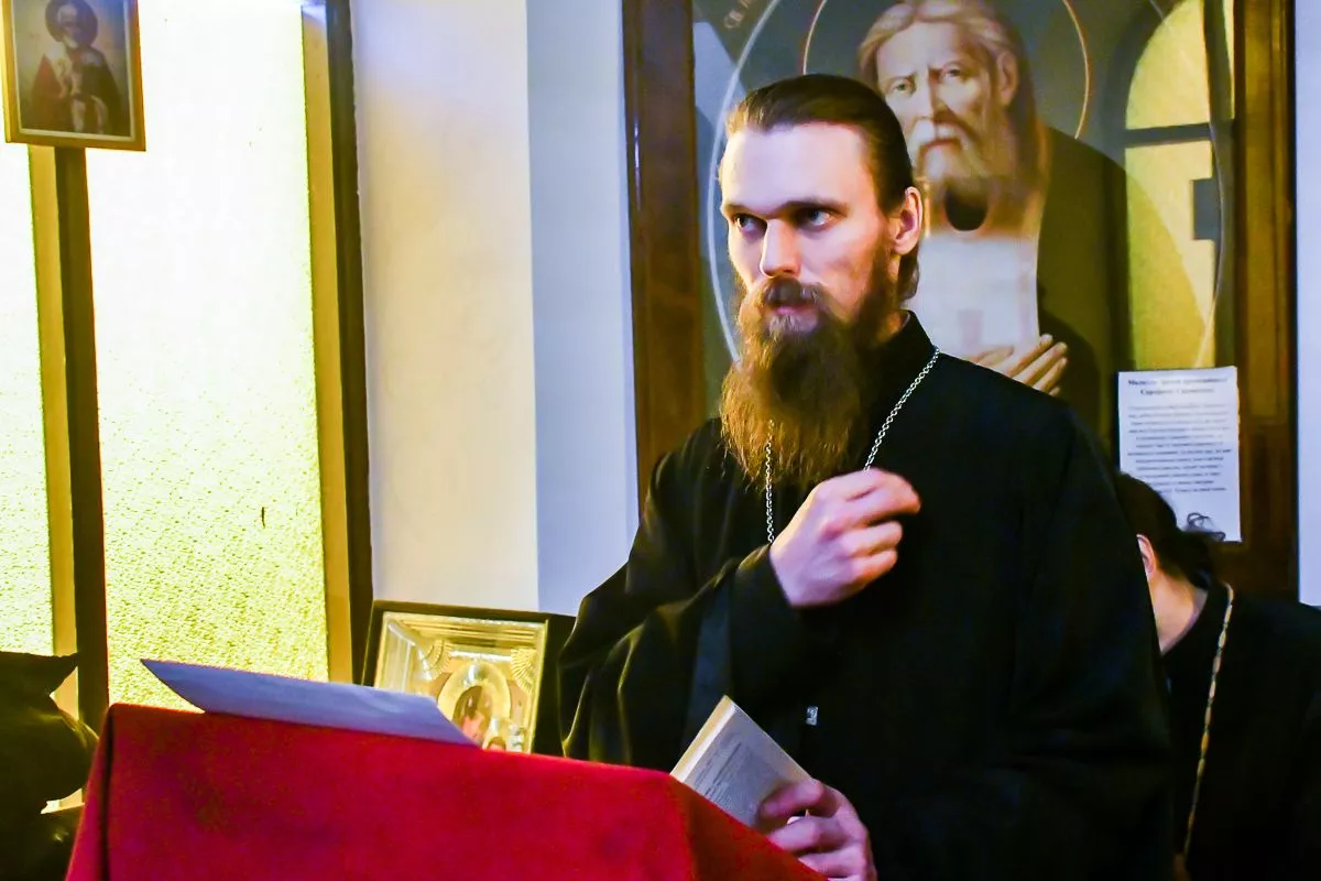 Митрополит в колонии