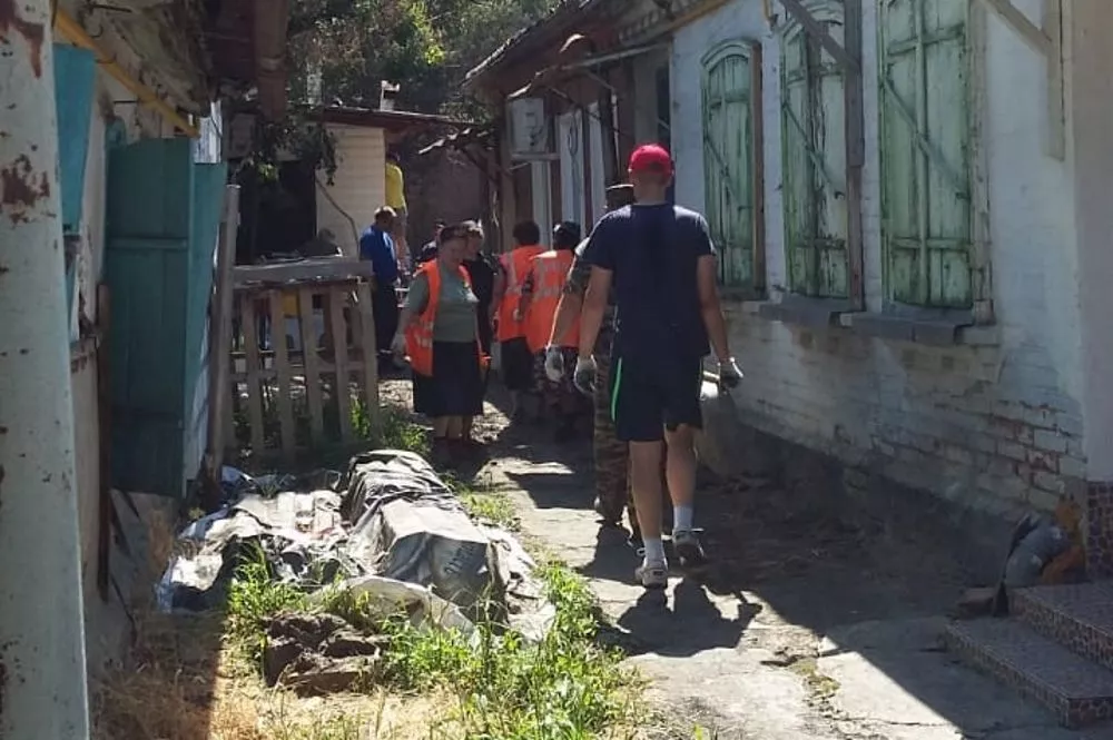 7 июля разобрано две трети завалов.