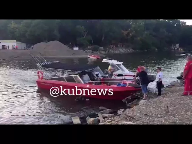 Катамаран с людьми перевернулся в Джубге, 5 июля