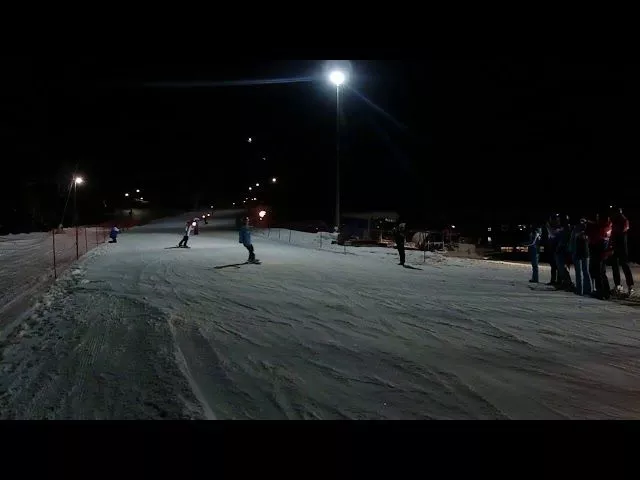 Массовый горнолыжный спуск