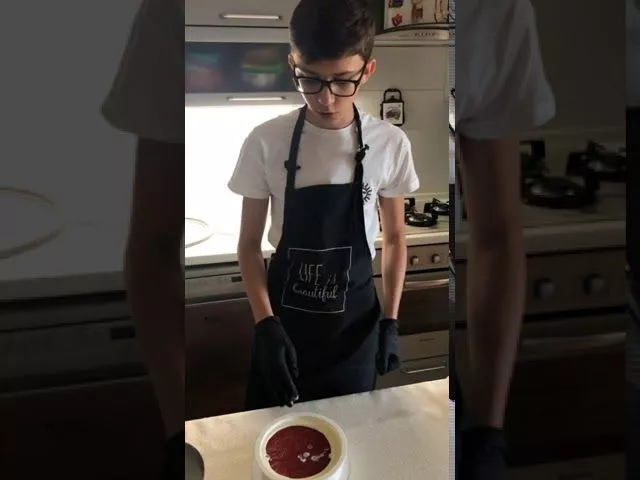 Мастер-класс от финалиста шоу «Кондитер-4» Артема Доступова