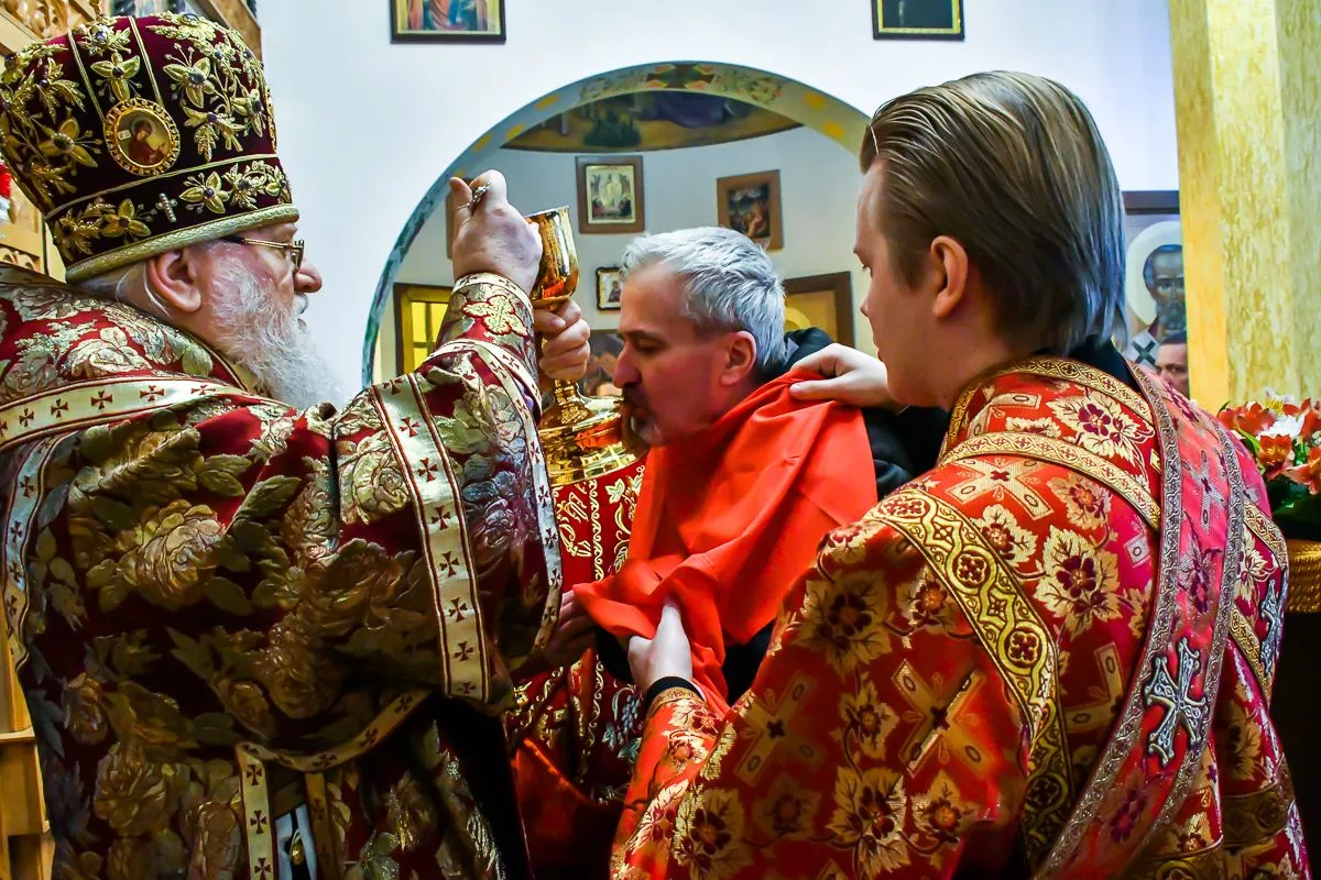 Митрополит в колонии