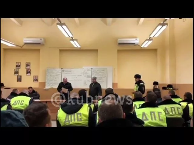 Сотрудник ГИБДД добился публичных извинений от водителя, оскорбившего его