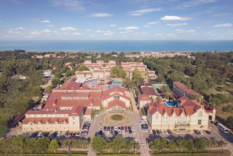 Alean Family Resort & Spa Doville 5*  Анапа