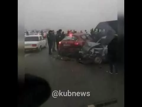 Массовое ДТП  на трассе М4 ДОН под Адыгейском 2