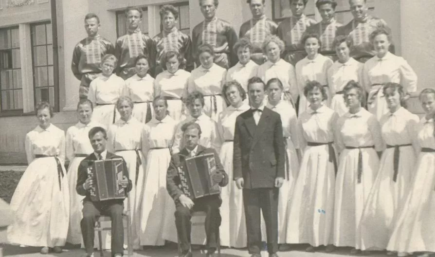 Первый хор, созданный  Виктором Захарченко в Куйбышеве. 1962 год