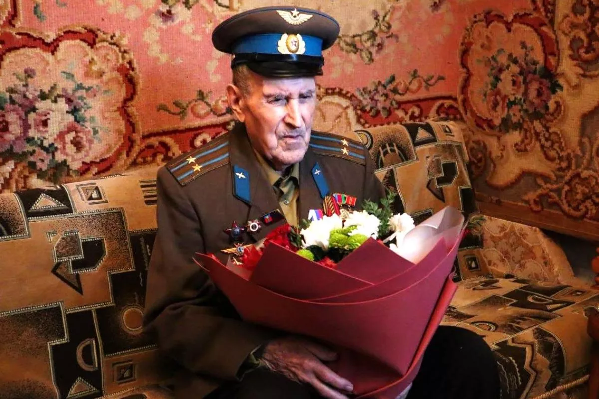 Алексею Асанину из Армавира исполнился 101 год. Алексею Асанину из Армавира исполнился 101 год.