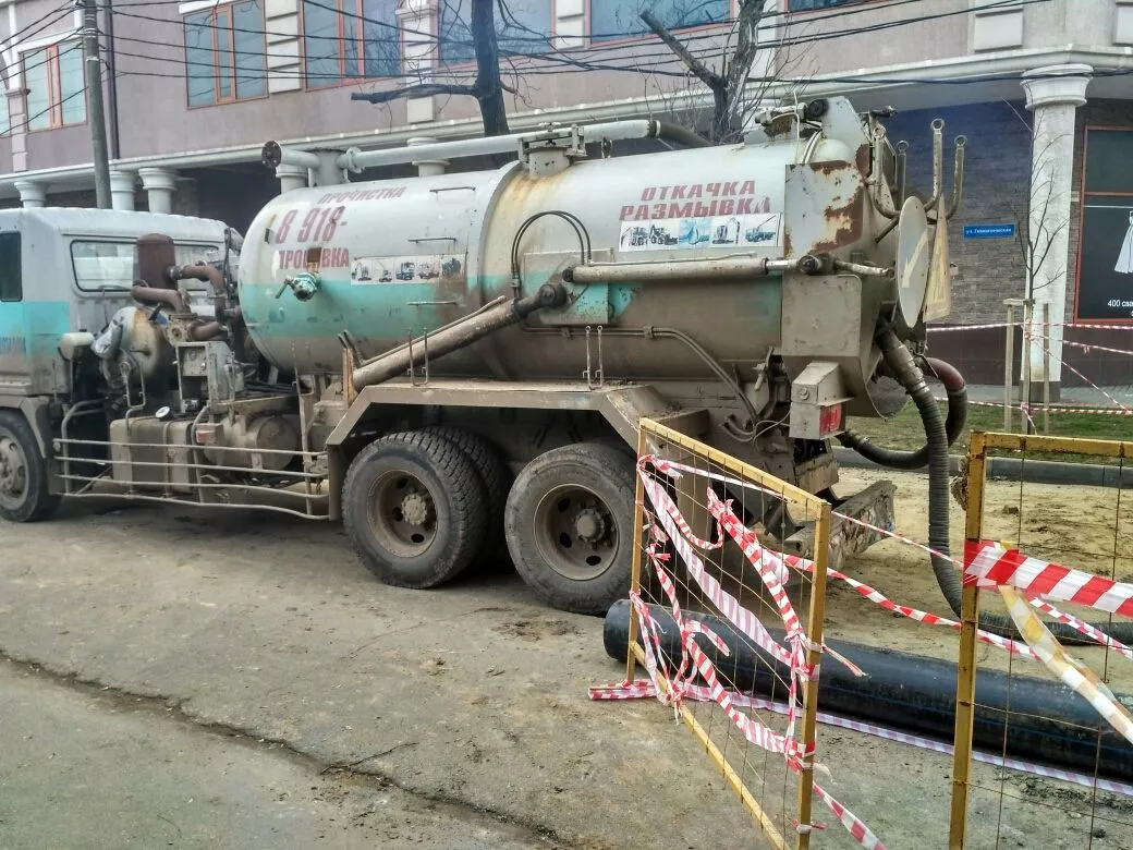 Ремонт коллектора на улице Гимназической