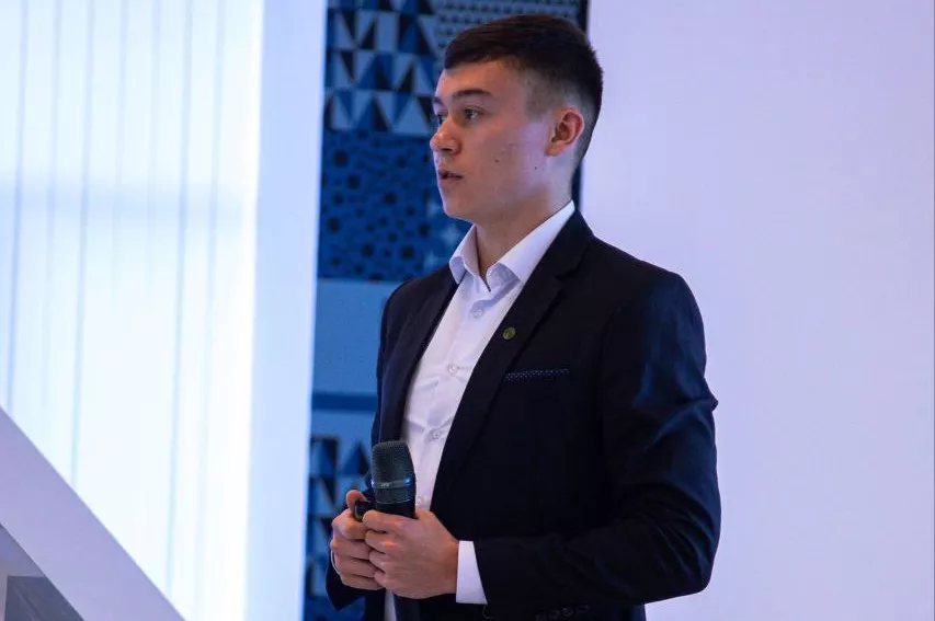 Родион Газизов на защите проекта