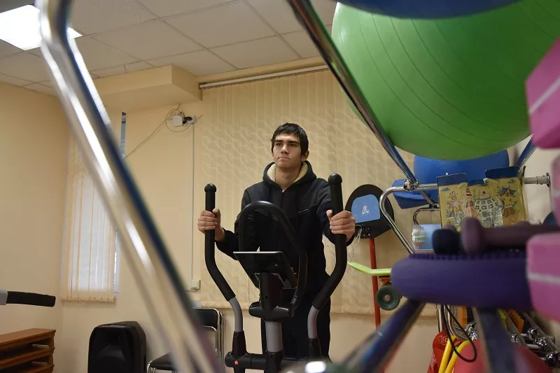 Благодаря господдержке центр оснащен новейшим оборудованием, в том числе и для занятий адаптивной физкультурой. Благодаря господдержке центр оснащен новейшим оборудованием, в том числе и для занятий адаптивной физкультурой.