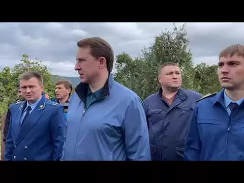 Мэр Сочи прибыл в пострадавший от оползня коттеджный поселок