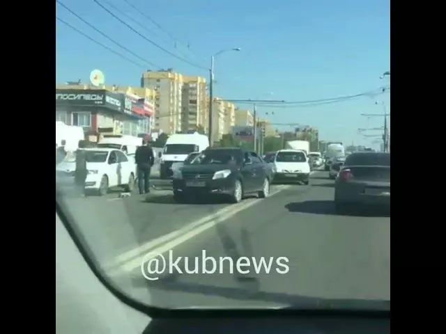 ДТП на Дзержинского, 27 апреля. Краснодар