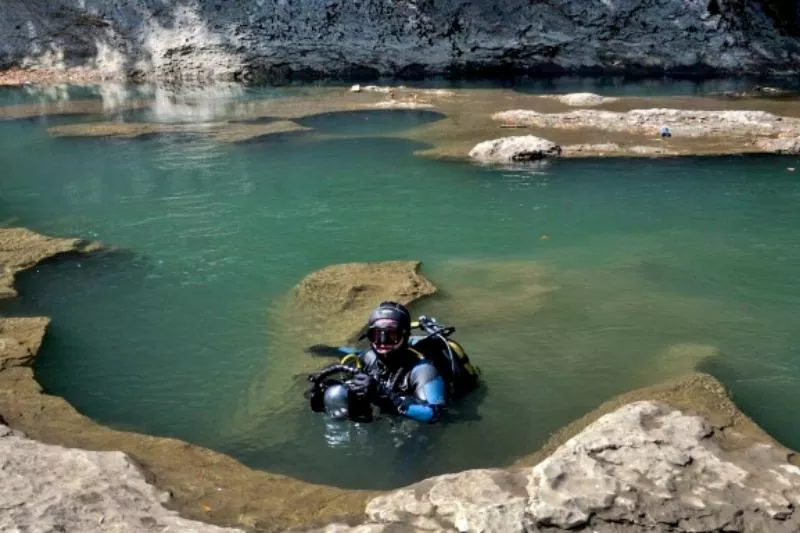 Хаджохская теснина - одна из знаменитых природных достопримечательностей горной Адыгеи.