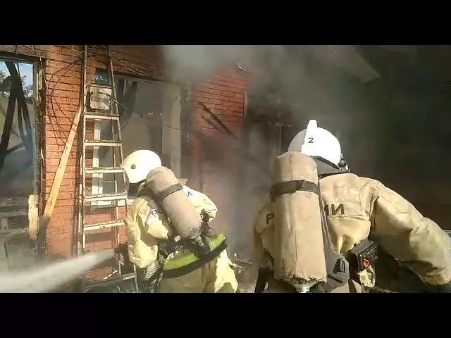 Пожар на ул. Уральской. 03.07.2018