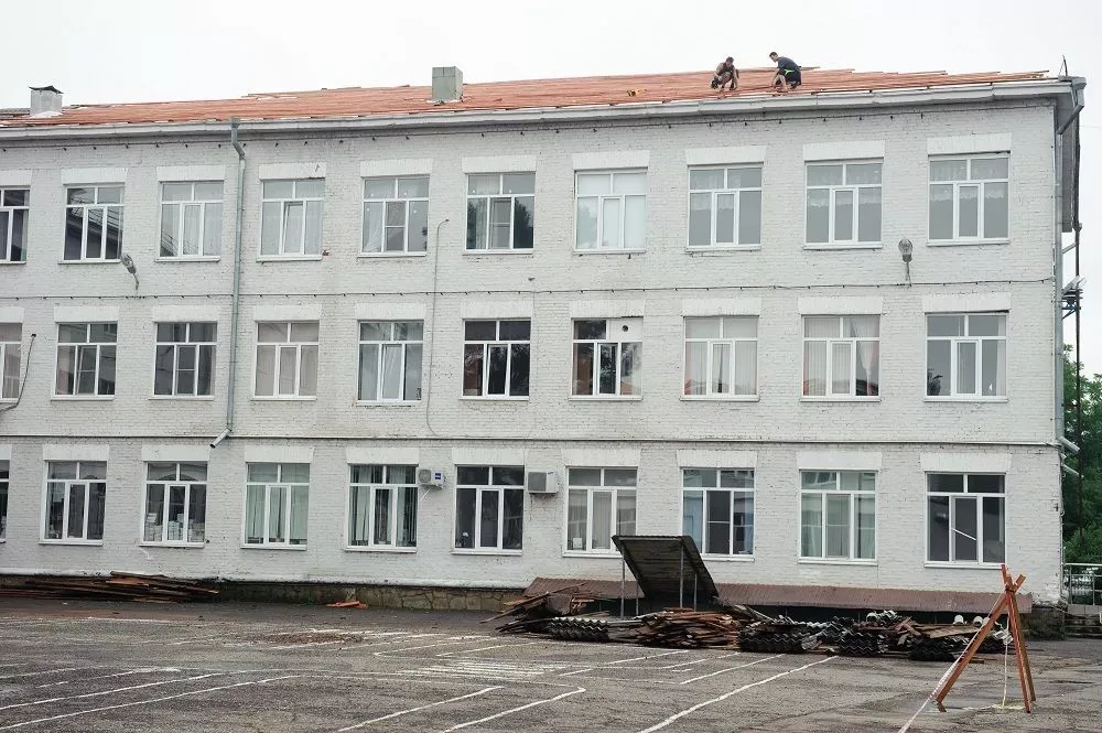 Старая крыша полностью демонтирована. Старая крыша полностью демонтирована.