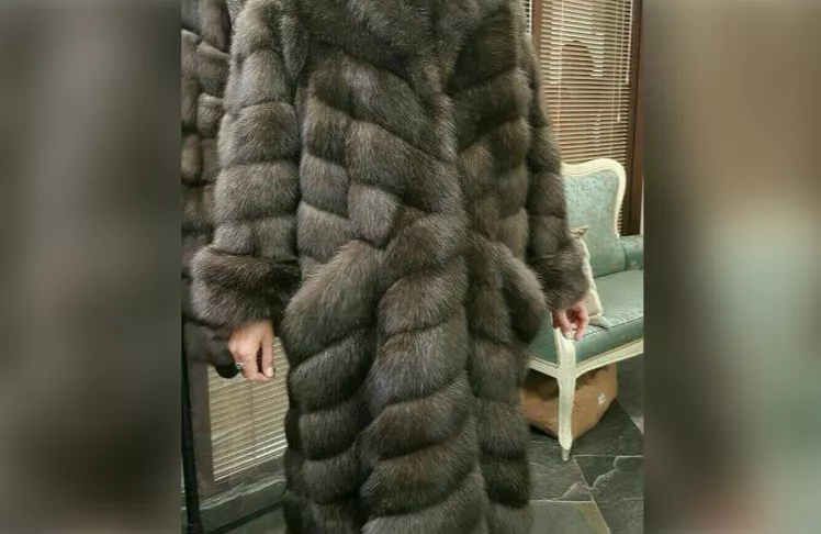 Шуба из седого баргузинского соболя продается в Краснодаре почти за три миллиона рублей