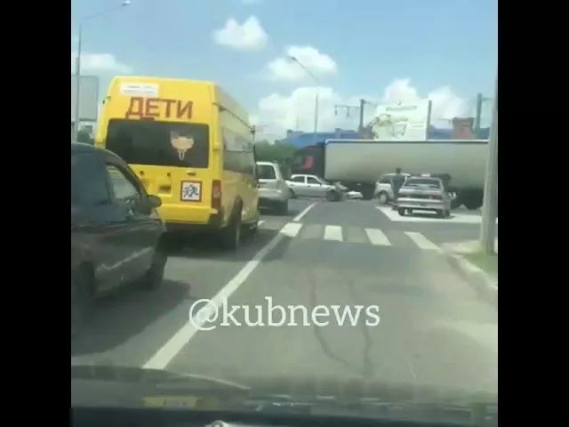 ДТП на Новороссийской  и Селезнева