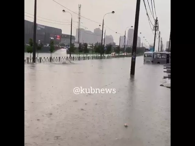 Заплыв на Моковской, 21 июля, Краснодар