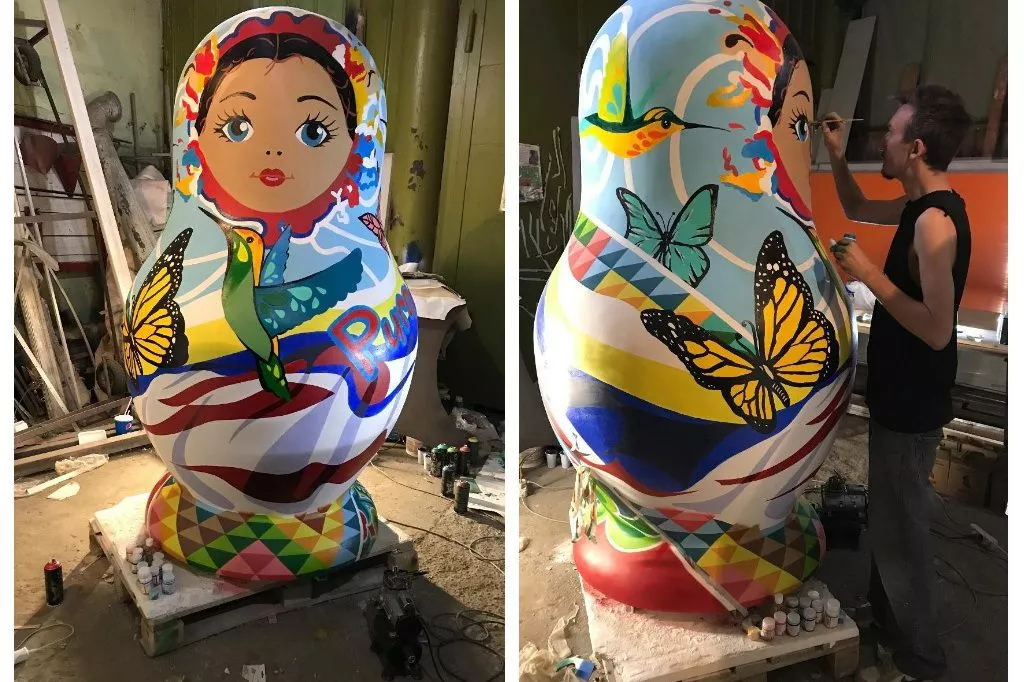 На роспись одной матрешки у художников уходило в среднем от одного до трех дней. На роспись одной матрешки у художников уходило в среднем от одного до трех дней.