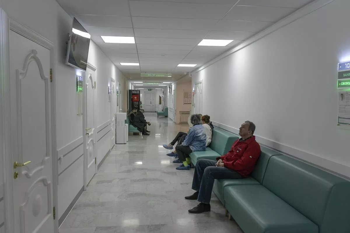 В медицинском центре проводят диагностику и лечение многих заболеваний.