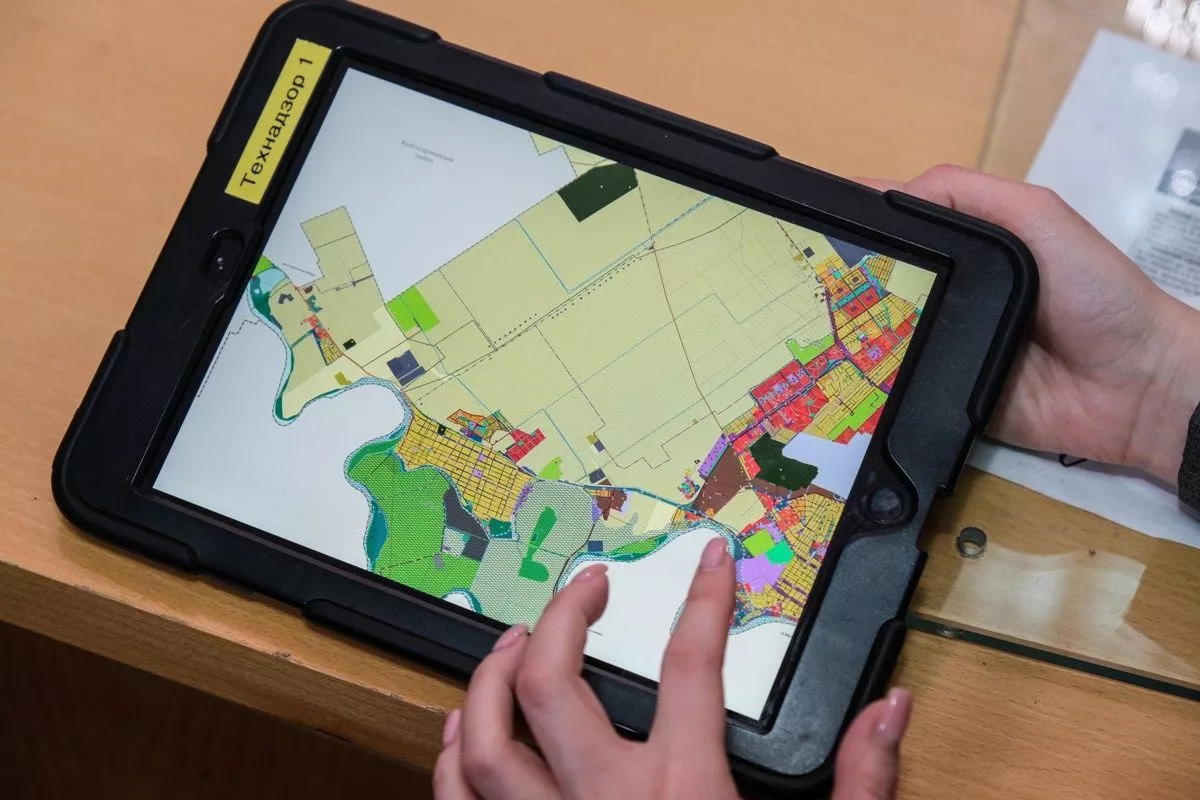 Все материалы, включая карты и пояснительные записки, можно увидеть и внимательно изучить на сайте администрации Краснодара. Все материалы, включая карты и пояснительные записки, можно увидеть и внимательно изучить на сайте администрации Краснодара.