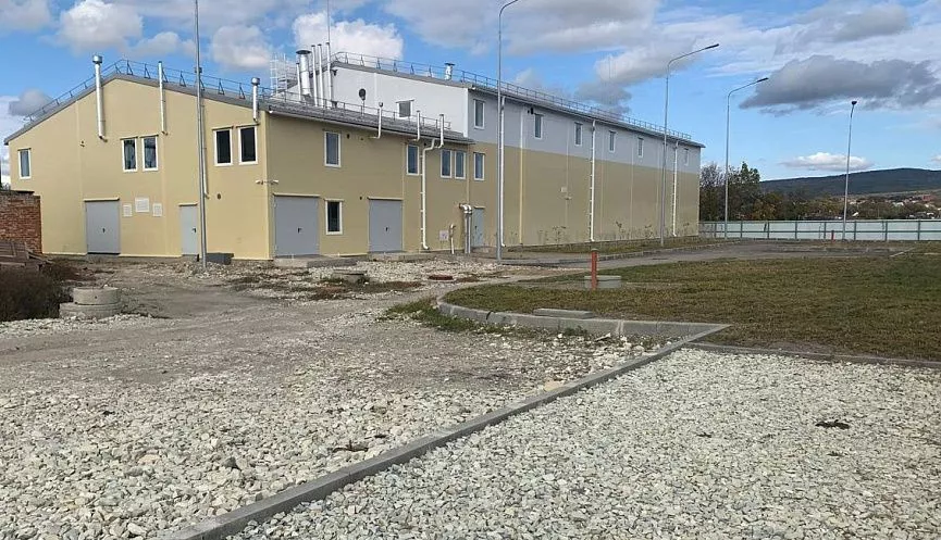 Объект водоотведения в станице Натухаевской строят по нацпроекту «Жилье и городская среда».