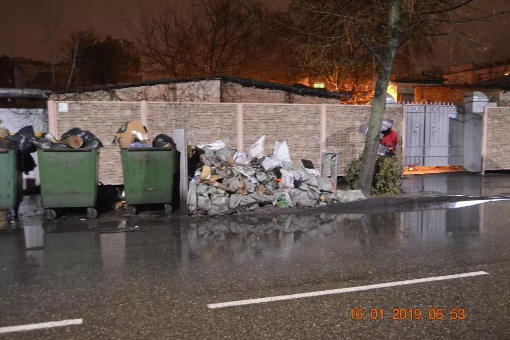 Фотоотчет мэрии об уборке мусора на ул. Краснодара