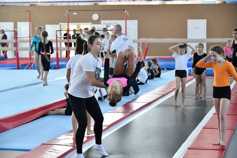 Спорткомплекс в Армавире предназначен для занятий акробатикой и спортивной гимнастикой.