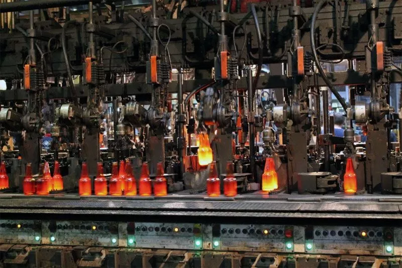 В мае 2010 года на стелотарном заводе была введена в эксплуатацию первая очередь этого предприятия, в которую инвестировано 2,5 млрд рублей. В мае 2010 года на стелотарном заводе была введена в эксплуатацию первая очередь этого предприятия, в которую инвестировано 2,5 млрд рублей.