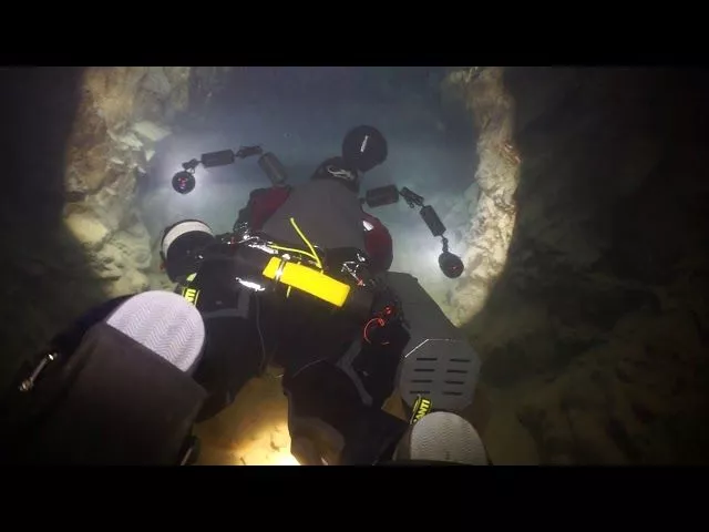 Дайверы впервые исследовали затопленные баритовые штольни под станицей Даховской
