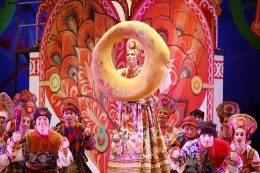 Любимый несколькими поколениями мультфильм превратился в целый спектакль.