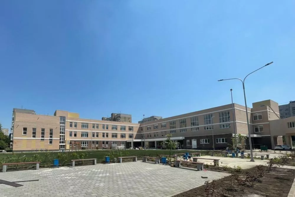 Новый корпус начальных классов  гимназии № 87.