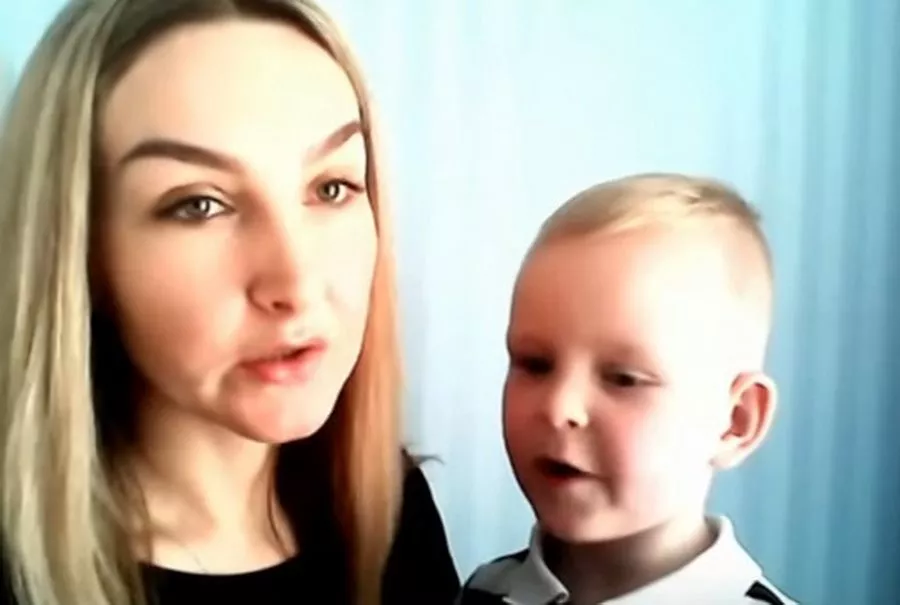 Юлия Морозова с сыном Тимофеем