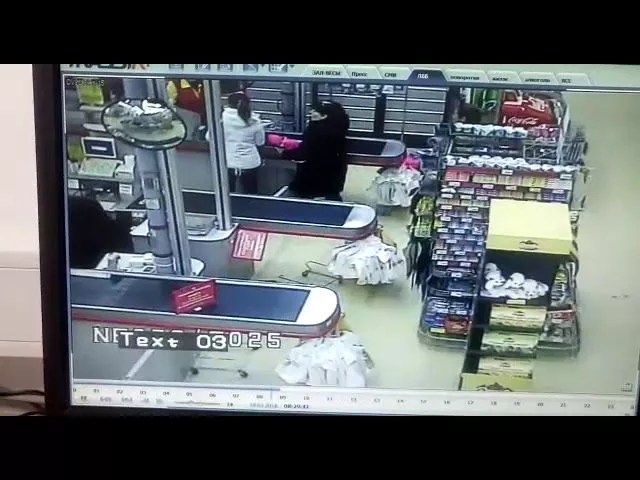 Давка за игрушками в "Магните". Краснодар, 23 марта