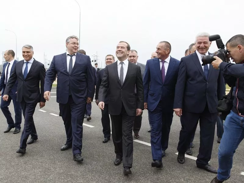 Дмитрий Медведев ознакомился с новым жилым комплексом «Российский», который в юго-западном районе строит группа компаний «ЮгСтройИнвест».