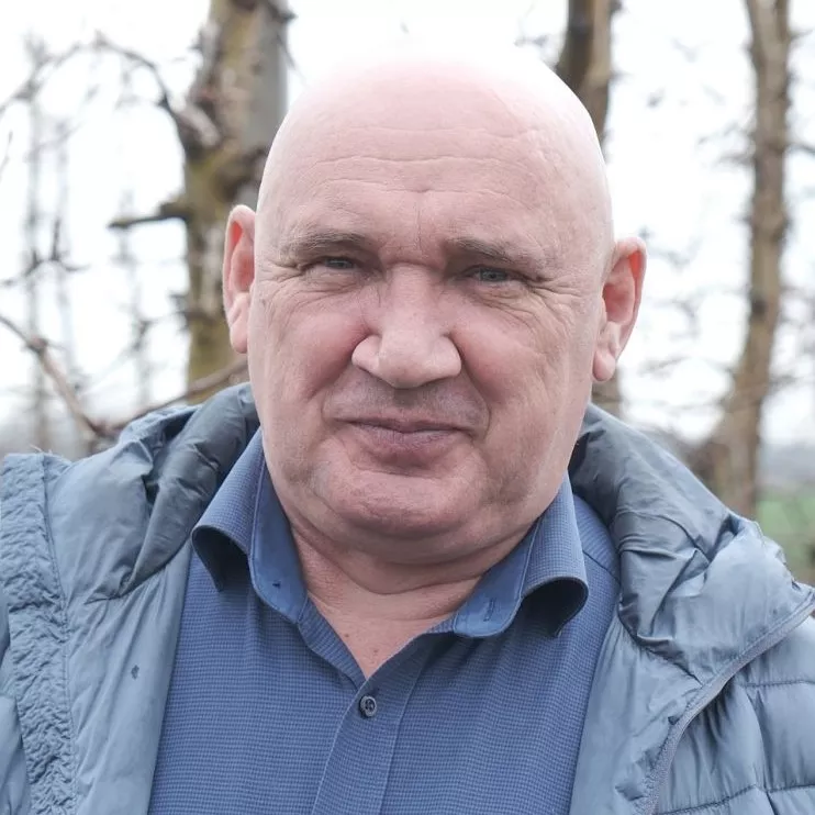 Валентин Петров.jpg