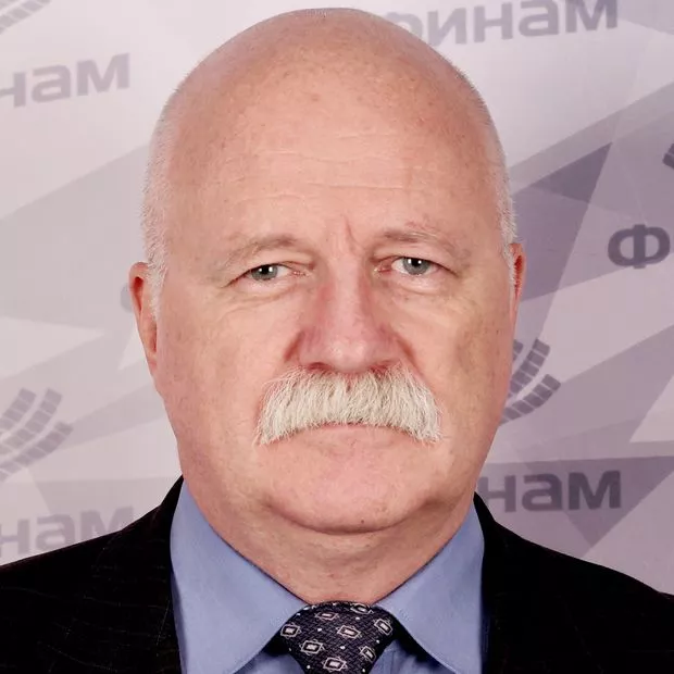 korenev-bez-ochkov.jpg__1513094257__18594__vid316361e.jpg