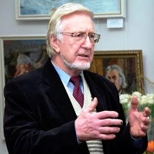 хагуров 300х300.jpg